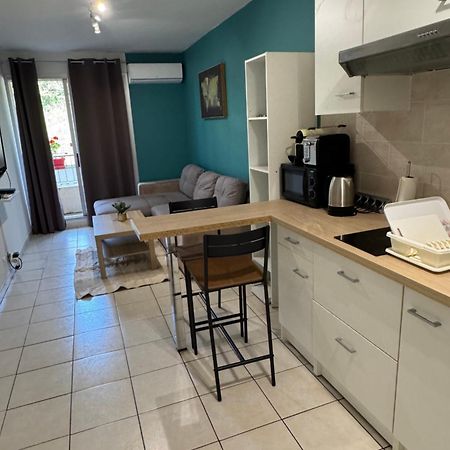 Logement Proche De La Plage Ницца Экстерьер фото