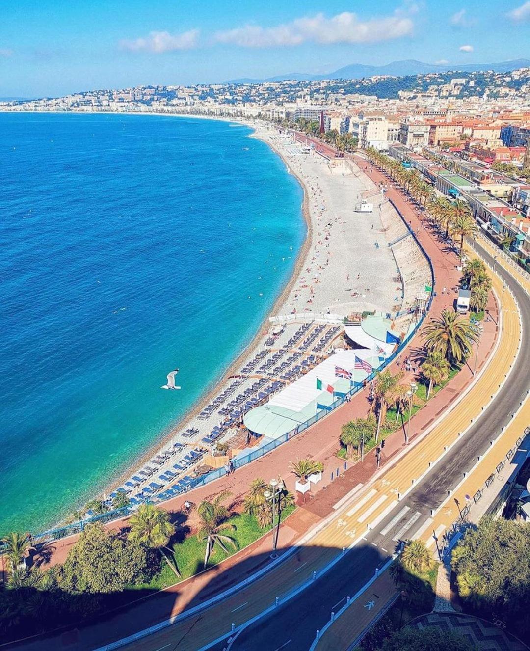 Logement Proche De La Plage Ницца Экстерьер фото