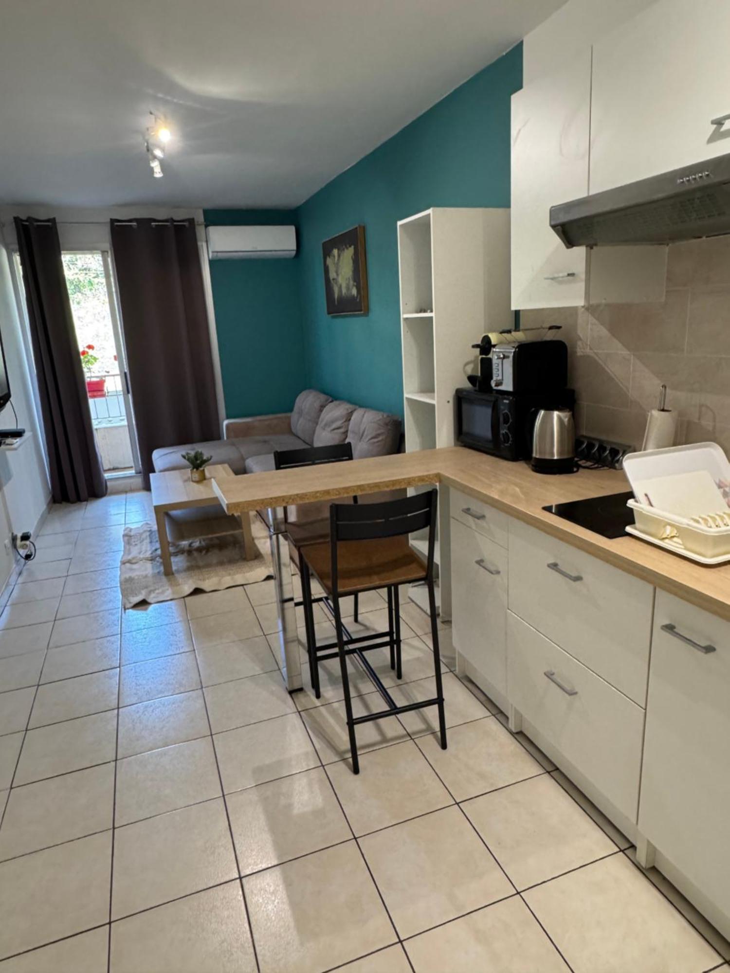 Logement Proche De La Plage Ницца Экстерьер фото